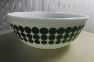 Vintage Pyrex Green Polka Dot Mixing Bowl 4 - Quart 404