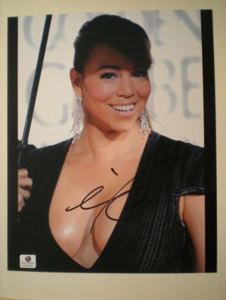 Hand Signed Young Very Sexy Photo - Plunging Neckline Legend Mariah Carey - Hologram