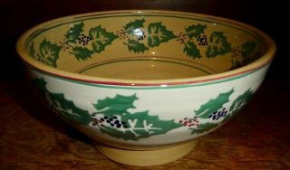 Nicholas Mosse Rare Holly And Ivy Large Footed Bowl 9 "