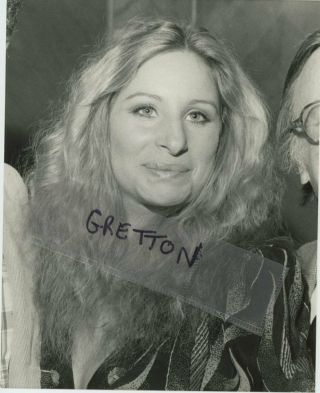 Gorgeous Barbra Streisand Rare Candid Photo 2