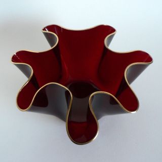 Rare Chance Glass Handkerchief Vase Ruby Flashed Gilt Rim Mid - Century Posy Bowl