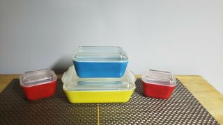 4 Vintage Pyrex Refrigerator Dishes Primary Colors And Lids