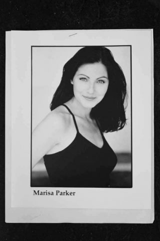 Marisa Petroro - 8x10 Headshot Photo W/ Resume - Young And The Restless