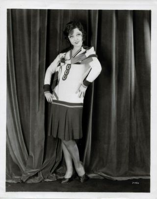 1920s Pin Up Girl Hollywood Studio Photograph Doris Dawson 303