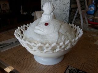 Eapg Antique Milk Glass Challinor Taylor Fish Covered Dish Red Eyes Patent 1889