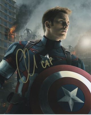 Chris Evans Avengers Captain America Signed Autographed 8x10 Photo C320