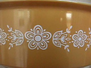 Vintage Pyrex Big Bertha Butterfly Gold 4 QT Casserole Dish With Lid 664 2