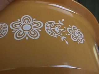 Vintage Pyrex Big Bertha Butterfly Gold 4 QT Casserole Dish With Lid 664 3