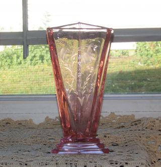 Art Deco Pink Depression Glass Vase Martinsville Modernistice 33 Triangle