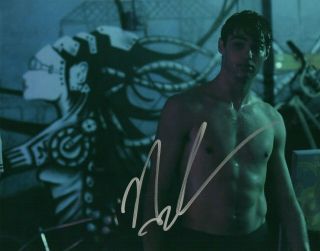 Noah Centineo Shirtless Actor Signed 8x10 Autographed Photo Look