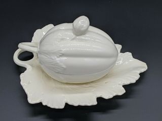 Wedgewood Creamware Melon Soup Tureen Sauce Dish With Leaf Underplate