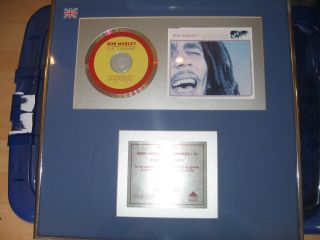 Bob Marley - Framed Cd Presentation Disc 200,  000 Sun Is Shining