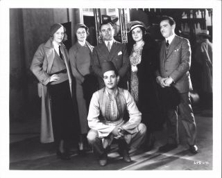 The Barbarian (1933) On - Set Candid Photo Of Ramon Novarro And Visitors To Mgm