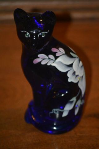 Fenton Stylized Cat Cobalt Blue Glass With Hp White Flowers