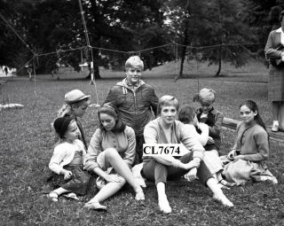Julie Andrews And The Von Trapp Children On Movie Set 
