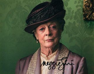 Maggie Smith Signed 8x10 Photo Picture With Great Looking Autographed Pic