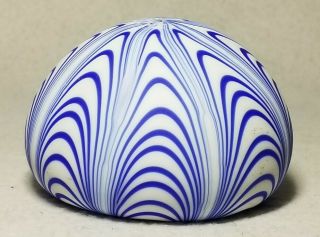 Vintage Italian Murano White & Blue Pulled Loop Satin Glass Paperweight Toso 3