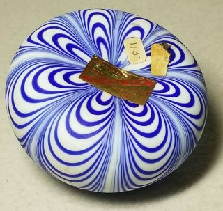 Vintage Italian Murano White & Blue Pulled Loop Satin Glass Paperweight Toso 4