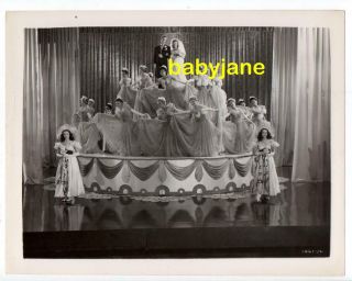 Dale Evans 8x10 Photo As A Bride On Top Of Wedding Cake 1945 Hitchhike