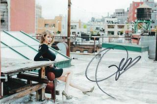 Taylor Swift Autographed 8.  5 X 11 Signed Photo Holo