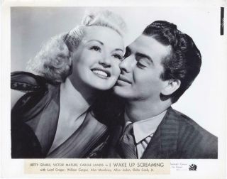 " I Wake Up Screaming " - Photo - Betty Grable - Victor Mature - Noir - Portrait
