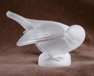 Rene Lalique Signed Coquet Frosted Crystal Sparrow Head In Wing Js