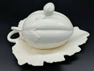 WEDGWOOD CREAMWARE MELON SOUP TUREEN SAUCE DISH WITH LEAF UNDERPLATE 3
