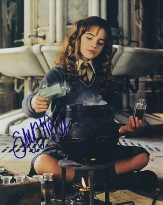 Emma Watson Hermione Granger Harry Potter Autographed Signed 8x10 Photo
