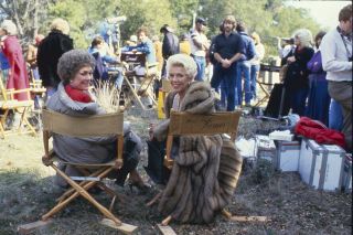 Falcon Crest Jane Wyman Lana Turner On Set In Directors Chair Rare 35mm Slide