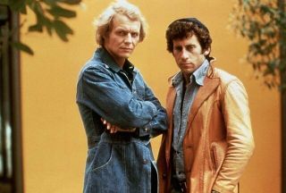 Paul Michael Glaser And David Soul Unsigned Photo - H6102 - Starsky And Hutch