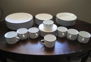 Linens And Things Platinum Band 40 Piece 8 Settings Porcelain China