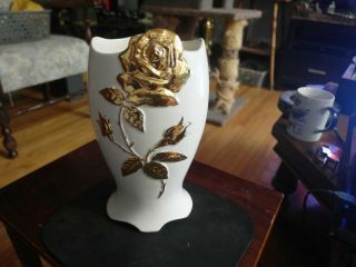 Royal Winton Tea Gold Rose Relief Ware - Luster White Large Darwin Vase