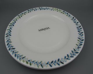 Mikasa Bone China Tenley Dinner Plates - Set Of Six -