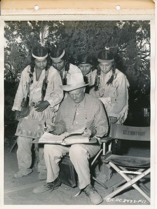 Director Delmer Daves Indians Candid Vintage The Cowboy Key Book Photo