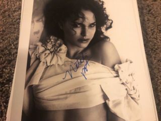 Natalie Portman Sultry Signed W/ Tamper Proof Holo & Auto Autograph