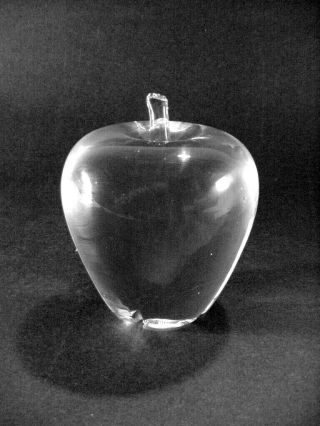 Classic Signed Steuben Crystal Apple Sculpture - - By Jeanne Leach - - Mid - Century