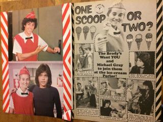 The Brady Bunch,  Maureen Mccormick,  Two Page Vintage Clipping