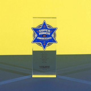 [Pre - Order] SM TOWN SUM Junior Debut 14th Year Anniversary Official Trophy 2