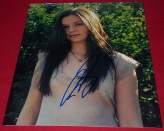 Amber Tamblyn Signed Serious Young Beauty 8x10 Photo Autograph Joan Arcadia