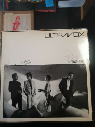 Ultravox - Vienna Signed Lp Midge Ure,  Chris Cross,  Billy Currie,  Warren Cann