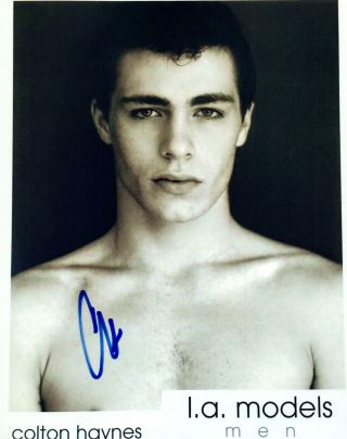 Colton Haynes Signed Autographed 8x10 Photo Arrow Teen Wolf Shirtless Actor