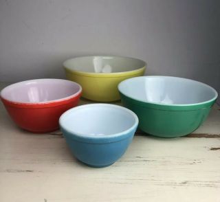 Vintage Nesting Mixing Bowls Set Of 4 Red Yellow Green Blue