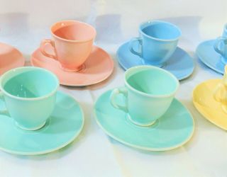 Luray Pastels 1939 Coffee Cups & Saucers Set Of 8 Cream,  Pink,  Blue,  Green
