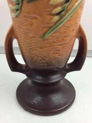 Vintage Roseville U.  S.  A 125 10” Freesia Orange And Brown Vase GUC Chip In Rim 5