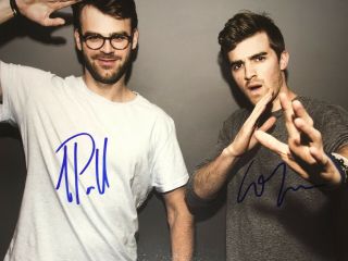 The Chainsmokers Drew Taggart & Alex Pall Signed 8x10 Autographed Photo E2
