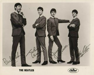 Vintage Beatles 8x10 Fan Club Photo C1964/5 With Capitol Envelope