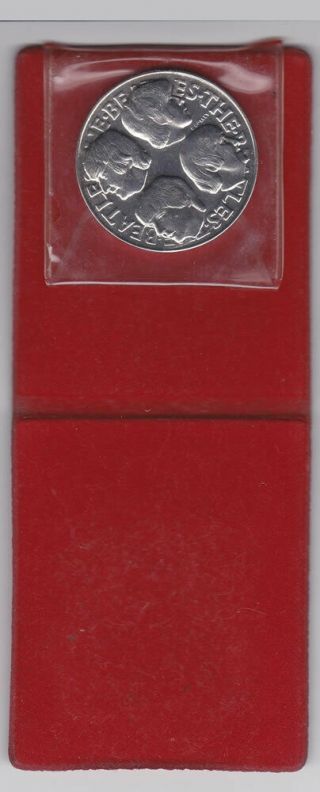 Beatles Uk 1965/1966 Silver Medal With Red Velvet Case