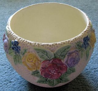 Vintage Roseville Rozane 1917 Art Pottery Jardiniere Creamy White Background
