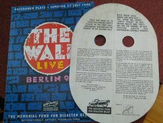 Roger Waters The WALL Berlin 1990 Tour Program Face Mask 3