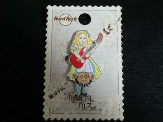 [Not for sale] HARD ROCK CAFE JAPAN Alice Guitar Pin (Limited Edition) 2